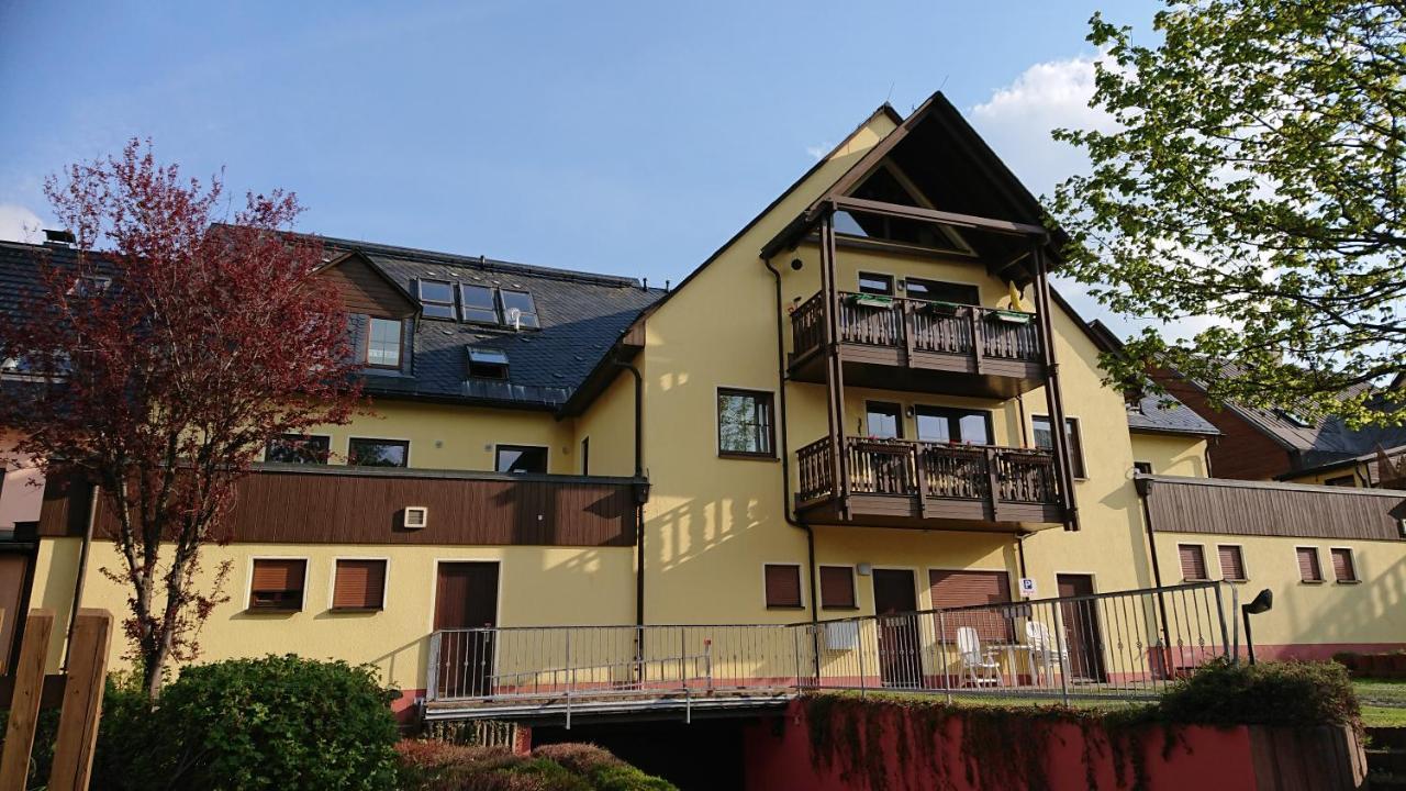 Ferienwohnung Korn Mit Tiefgarage Und Skiraum Oberwiesenthal Dış mekan fotoğraf