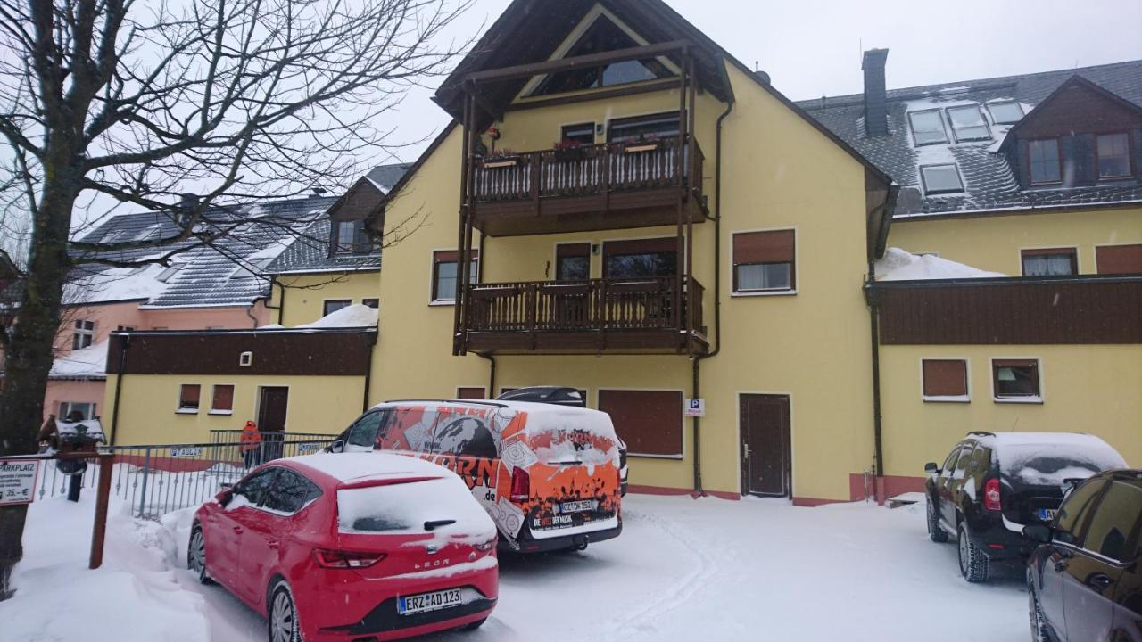 Ferienwohnung Korn Mit Tiefgarage Und Skiraum Oberwiesenthal Dış mekan fotoğraf